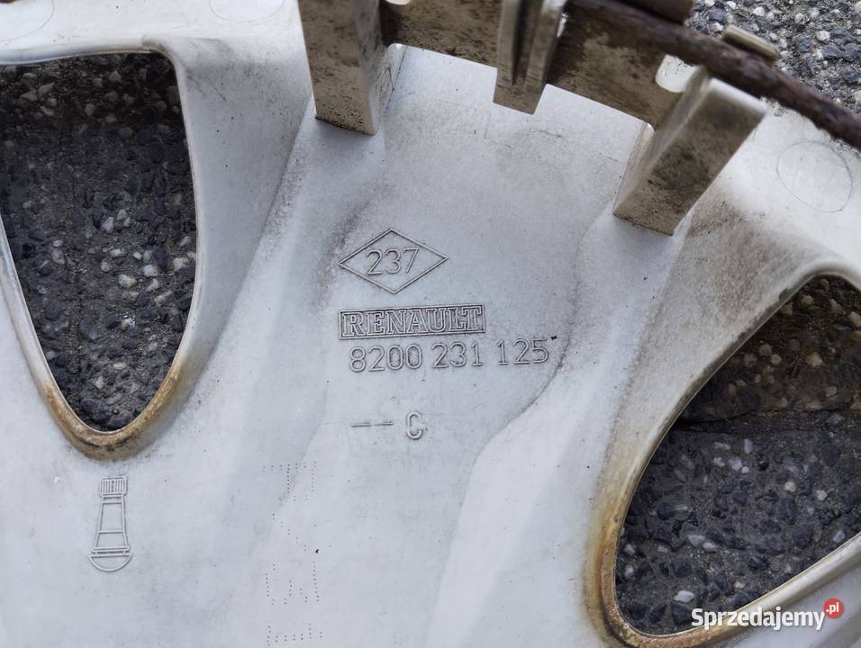 Kołpak Renault 15 Jagunso 8200231125 pojedyncza Kamieniec