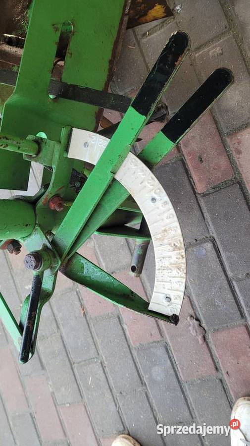 Rozsiewacz Lejek Agromet Brzeg N012 do Nawozu Trojanów