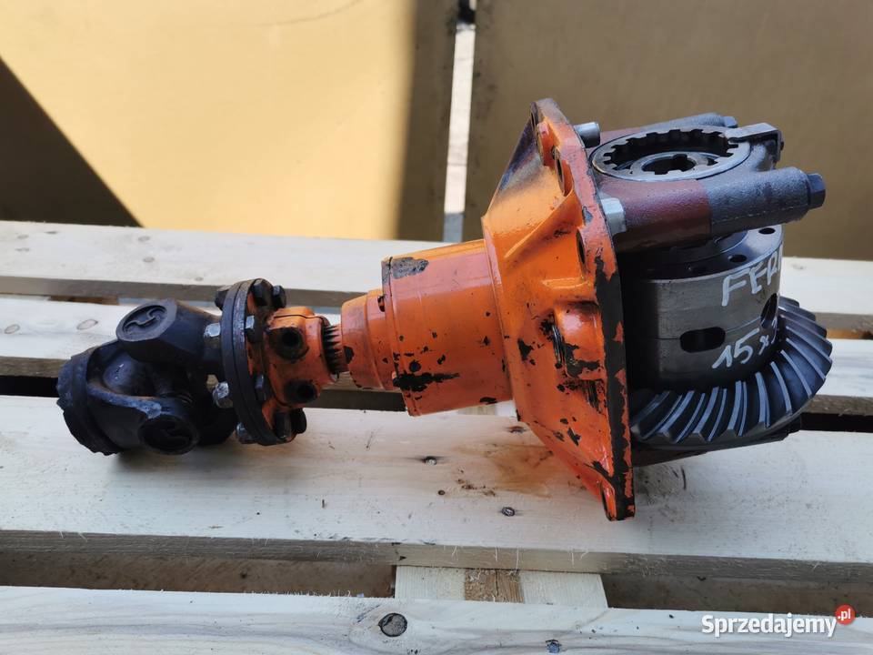 Atak kompletny przód 15X32 Fermec 860 Carraro wielkopolskie Wilkowo