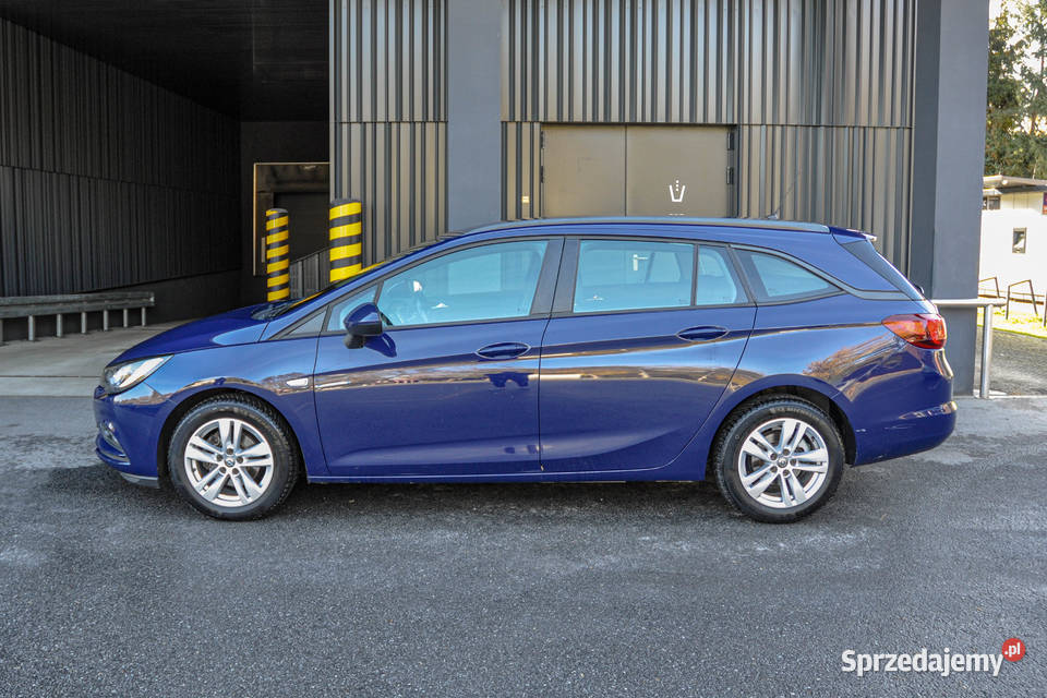 Opel Astra 16CDTI Bezwypadkowa 2017 r Wrocław sprzedam
