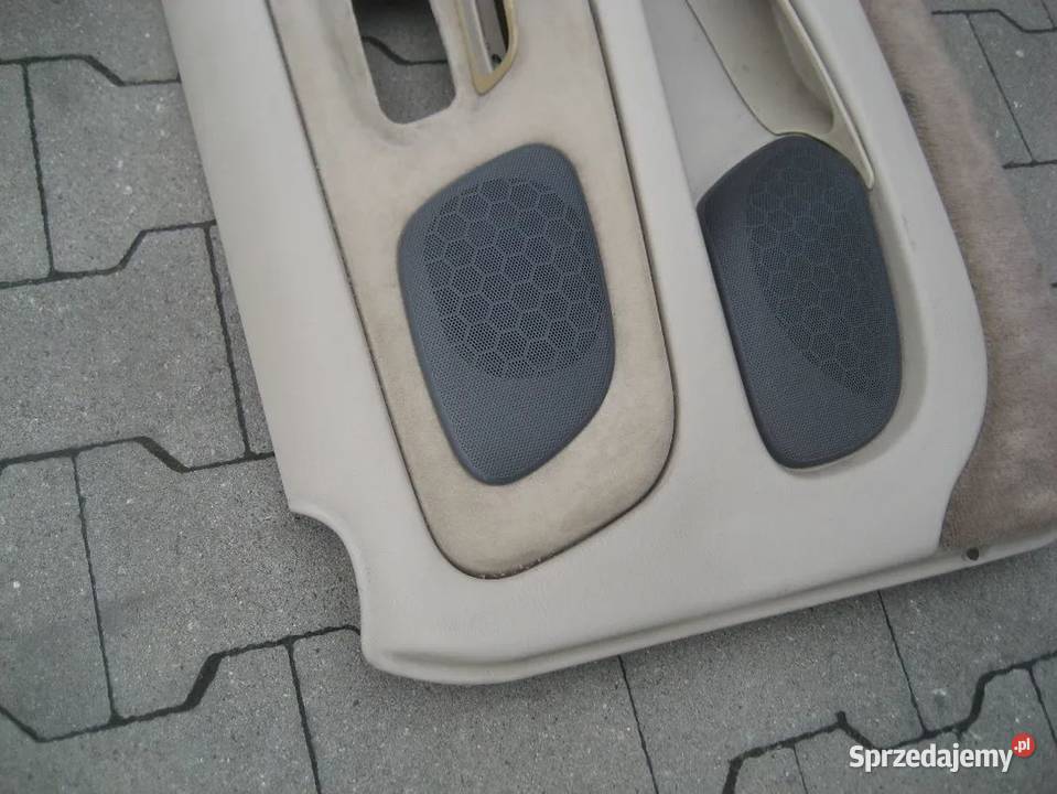 volvo c70 9805r boczek tapicerka drzwi prawa wielkopolskie Rakoniewice