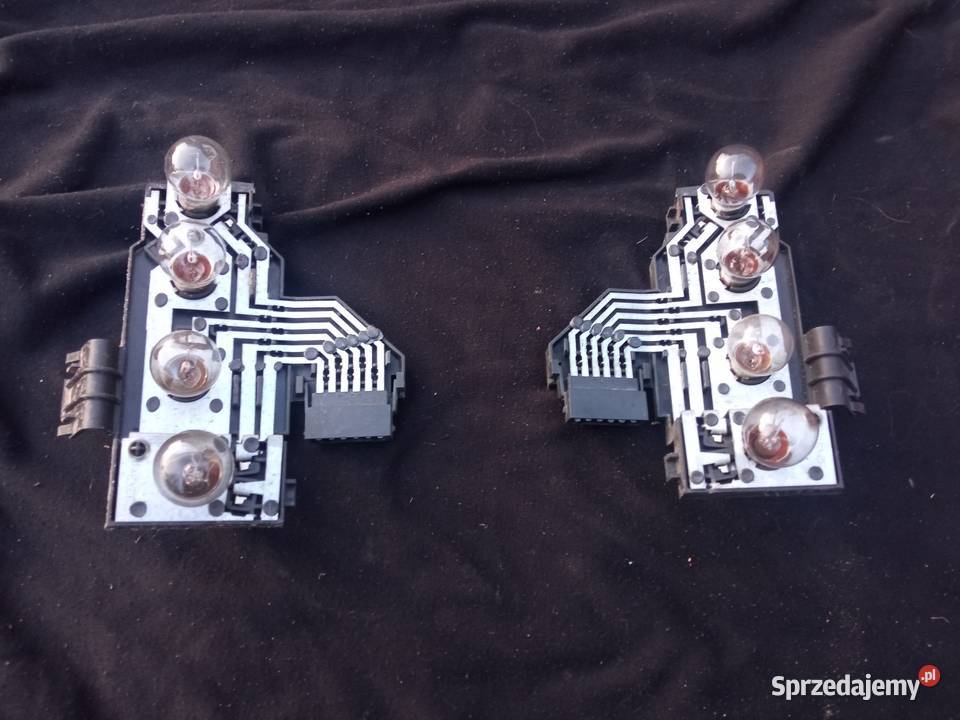 Wkład żarówek tylnych lamp Audi A4 B5 sedan