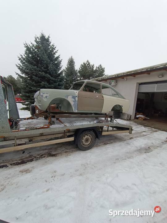 Autolaweta transport pojazdów gabarytów wielkopolskie Mosina