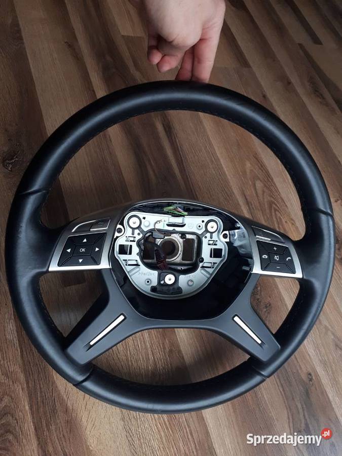 Kierownica Mercedes C 2013 w204 lift Rok produkcji 2013 Świecie