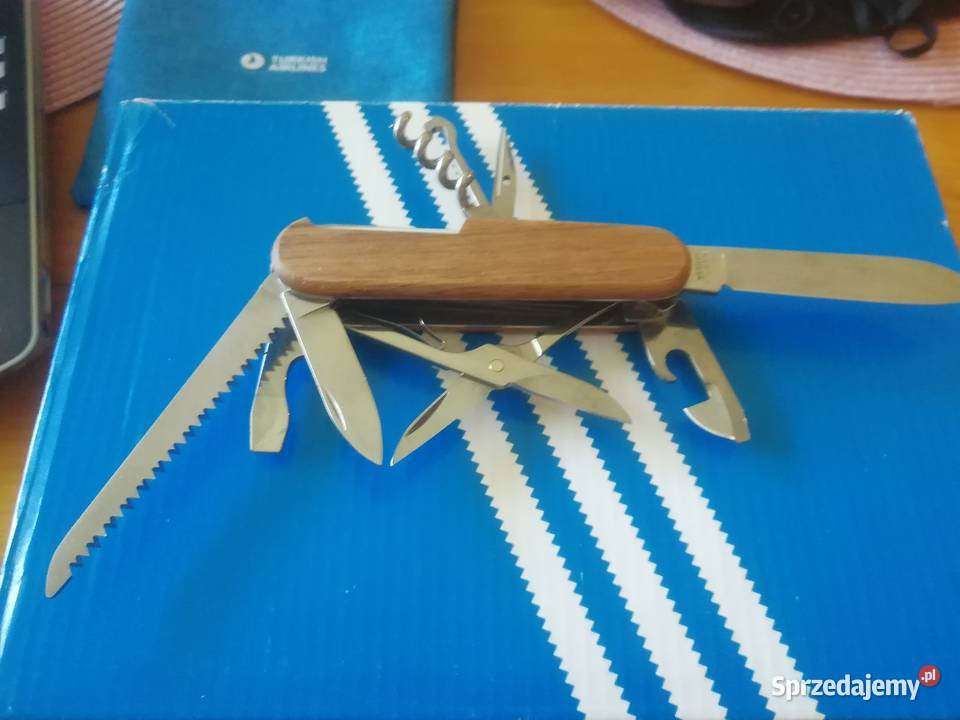 Victorinox Scyzoryk Huntsman Wood Orzech 91Mm Łódź
