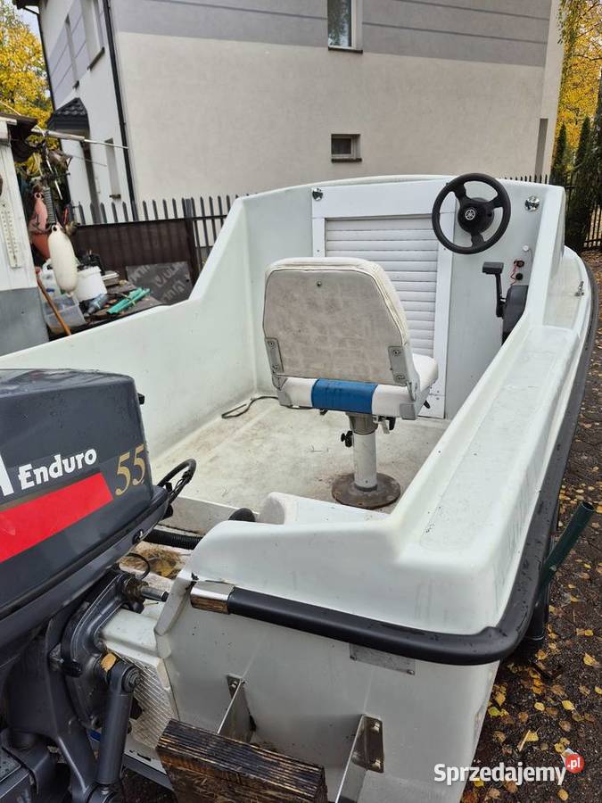 Łódź kabinowa Yamaha 55 przyczepa Lipinki
