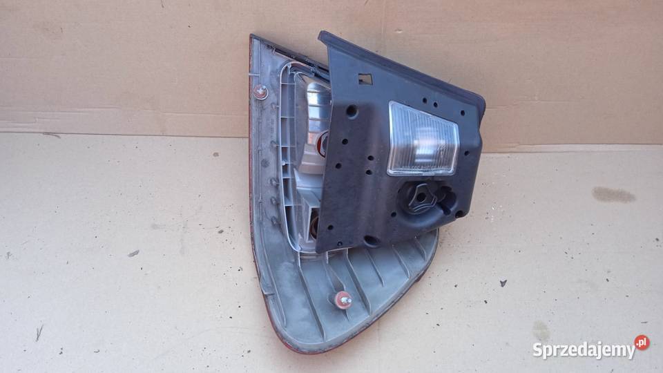 BMW E46 FL SEDAN LAMPA TYŁ LEWA Zbierkowo