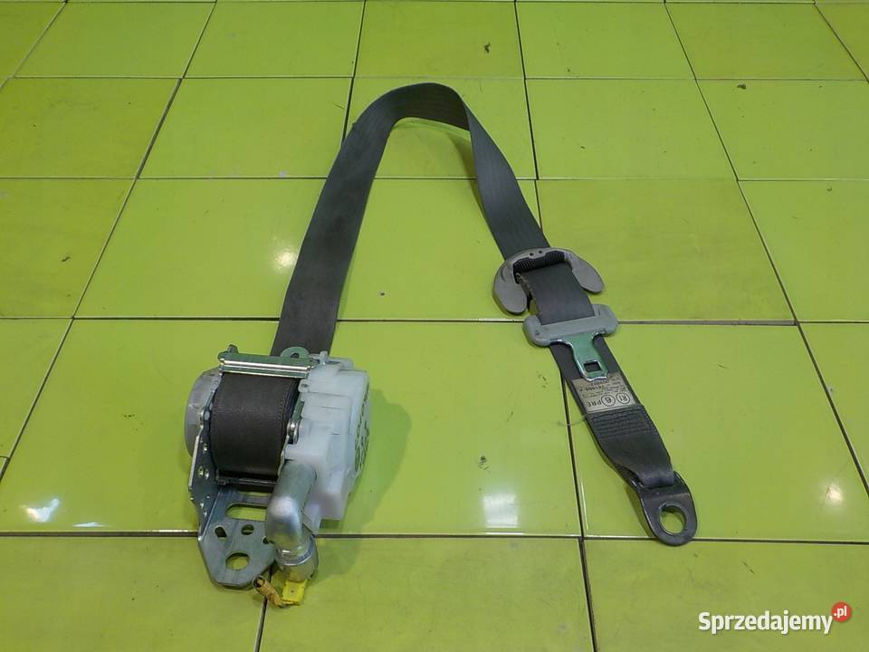 TOYOTA PRIUS III 10r 5D pas bezpieczenstwa Suków