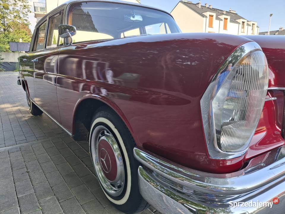Mercedes W111 220 SE 120 nieuszkodzony Brzeg Dolny