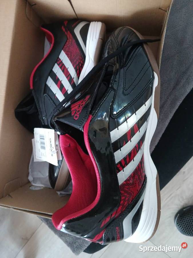 Nowe buty sportowe halówki ADIDAS rozmiar 10 Piłka nożna Wąsosz