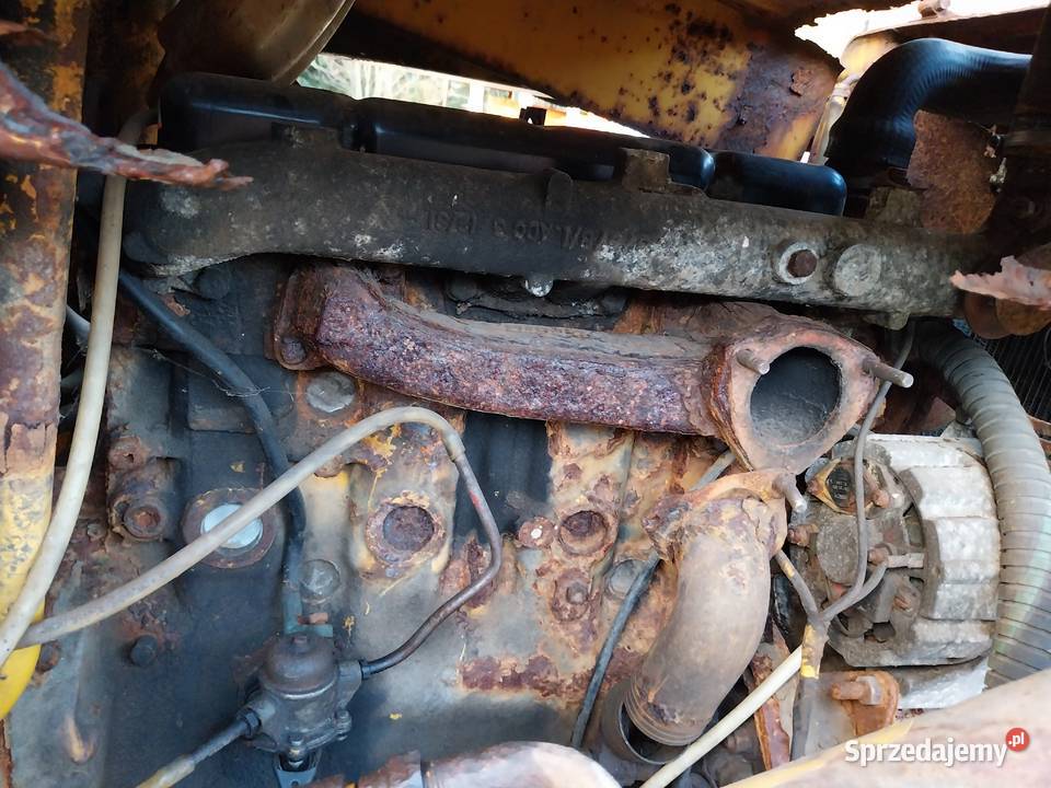 Sprzedam silnik 4 Perkins z Koparko Ładowarki Rok produkcji 1986 Domaradz