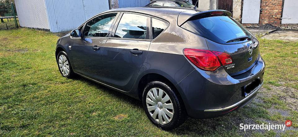 Opel Astra 14 benzyna 101 MP3 Czeladź sprzedam