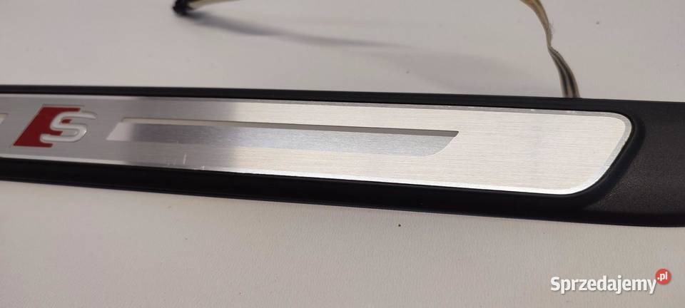 AUDI A3 8Y LISTWA PROGOWA LEWA 8Y0947417A KTL