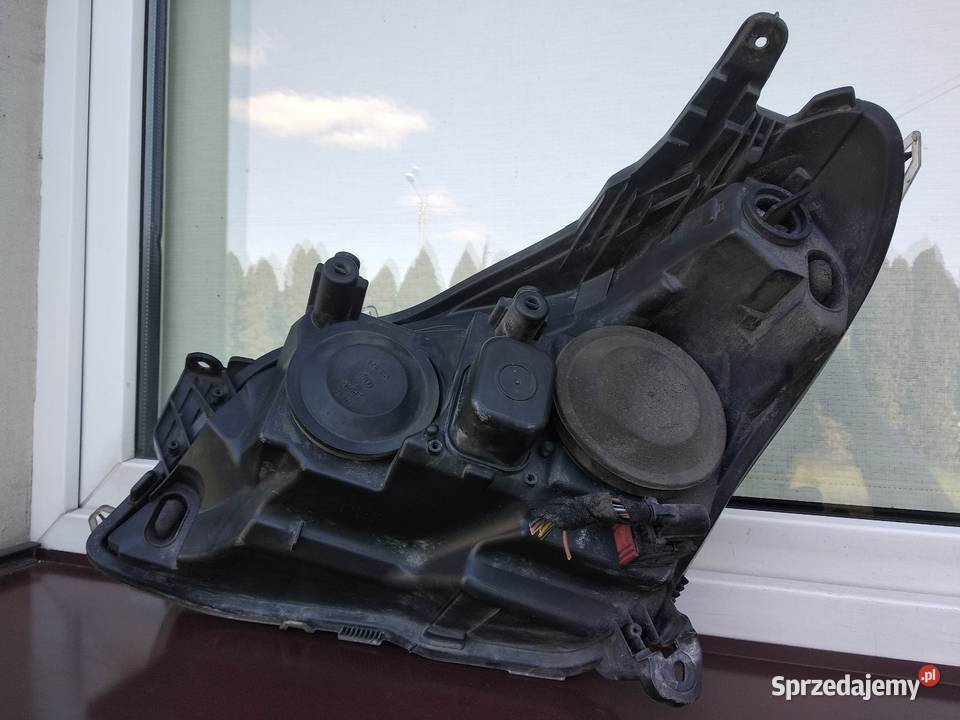 Opel Astra H lampy przednie reflektory prawy Sieradz sprzedam