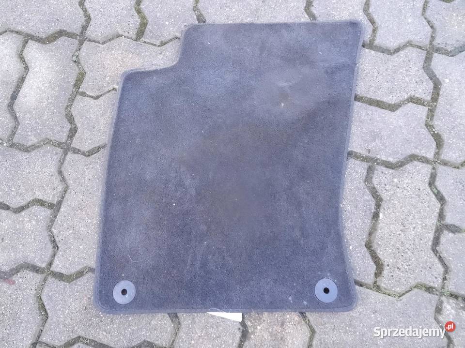 4E1863011 AUDI A8 D3 0307 DYWANIKI PRZOD TYL
