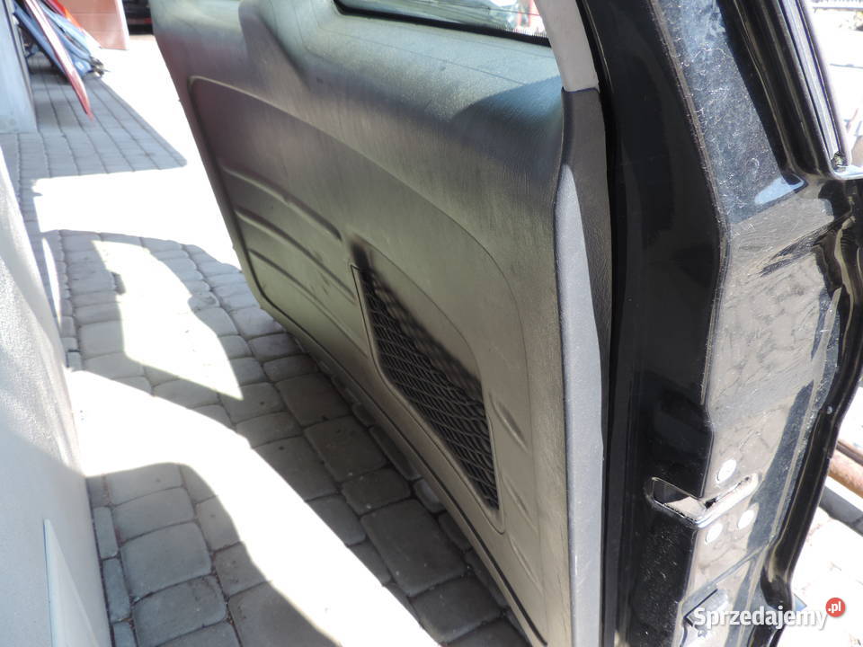 KLAPA BAGAŻNIKA SZYBA TYL TOYOTA RAV4 II LIFT Nowy Sącz sprzedam