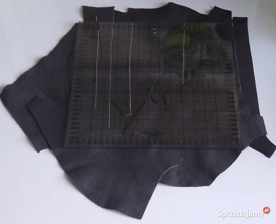 Skóra 375 g Licowa Włoska średnie i małe kawałki Gdańsk