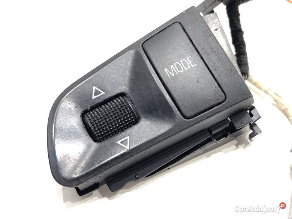 PRZEŁĄCZNIKI KIEROWNICY AUDI A6 C6 4F0951527L osobowe Panele sterowania, przełączniki