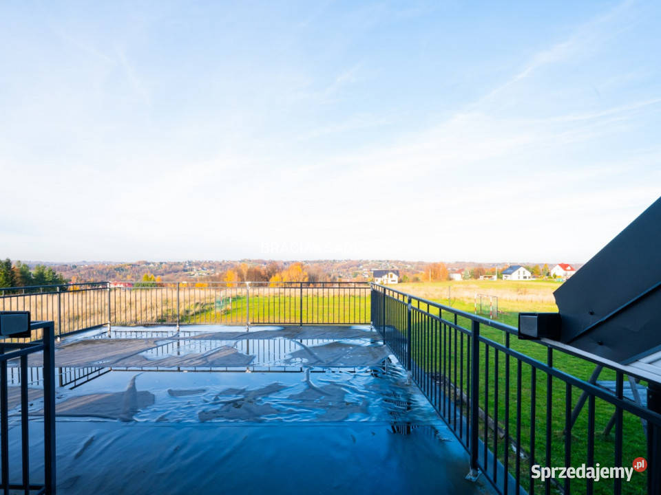 Dom wolnostojący Krzyszkowice 376m2 małopolskie