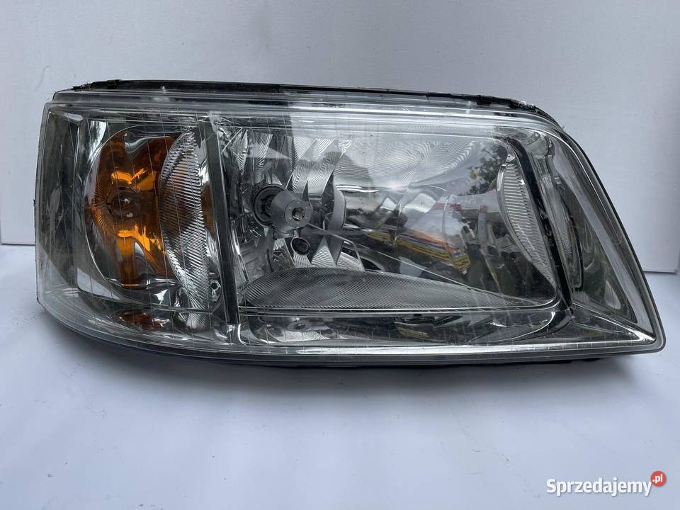 VW TRANSPORTER T5 PRAWA LAMPA PRZÓD prawe Lampy przednie Ostroróg