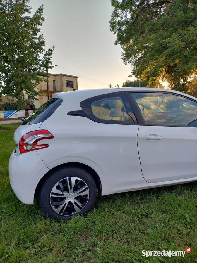 Peugeot 208 16 HDI Xenon Navi Klimatyzacja 92 Leszno