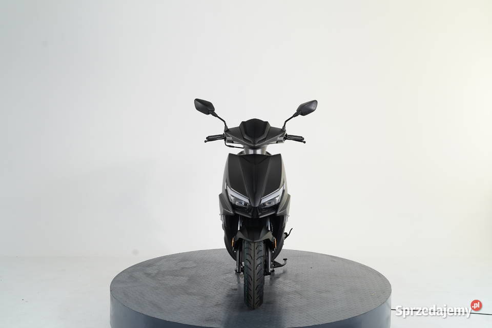SKUTER 50 CC 4T 12 2025 NOWY GWARANCJA RATY 1km sprzedam