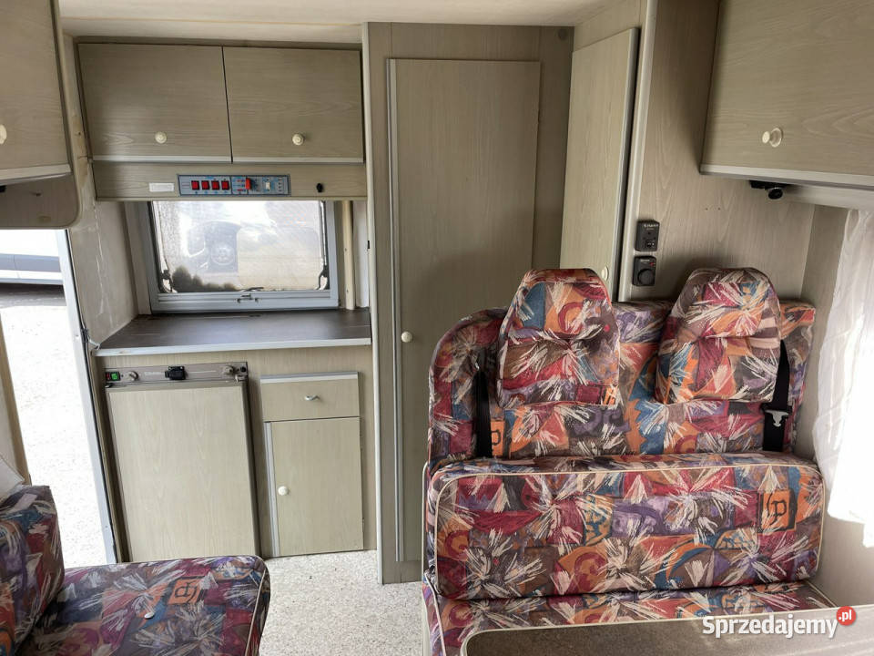 Ford Transit Ford Transit Kamper 5osobowy biały