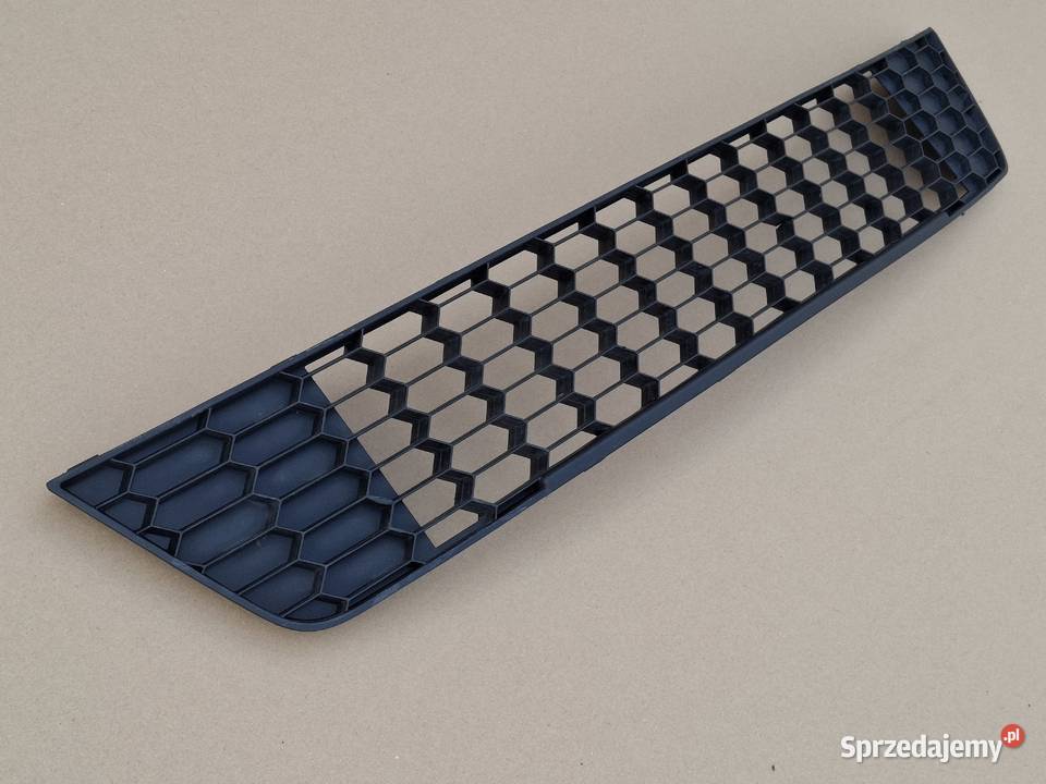 SKODA OCTAVIA 3 III RS KRATKA ZDERZAKA ŚRODKOWA osobowe Bieleń