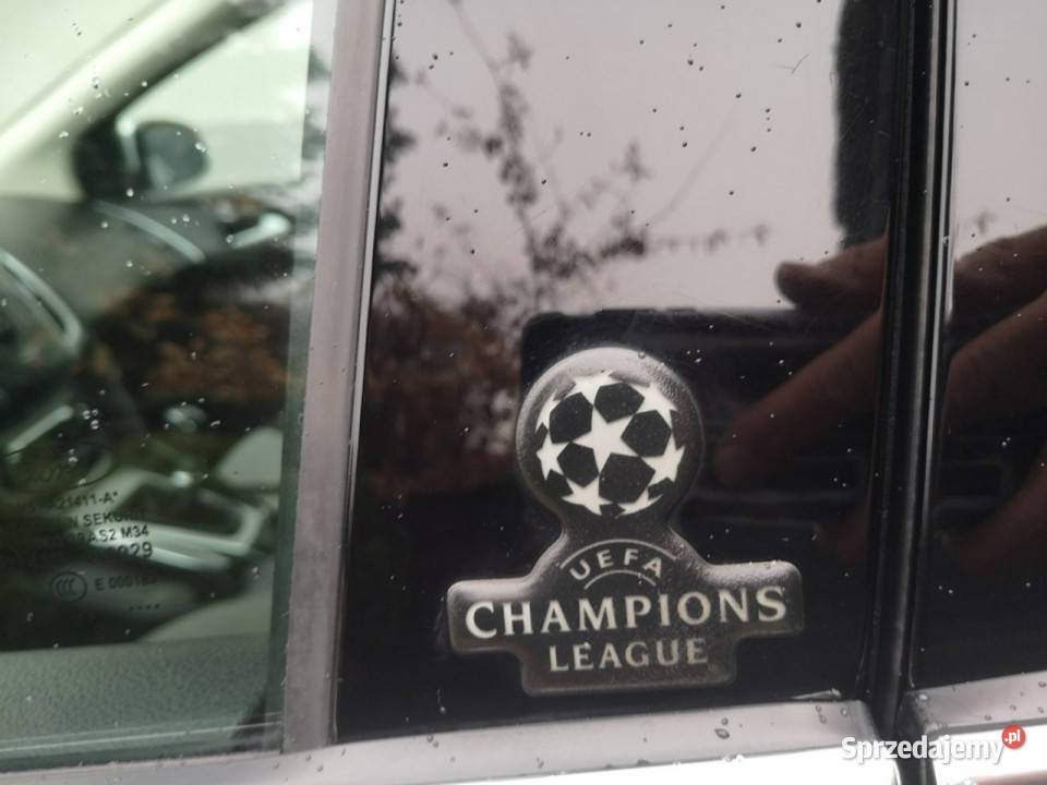 Ford Focus 10 12v 125 Klimatr Navi ALU Isofix klimatyzacja Strzegom