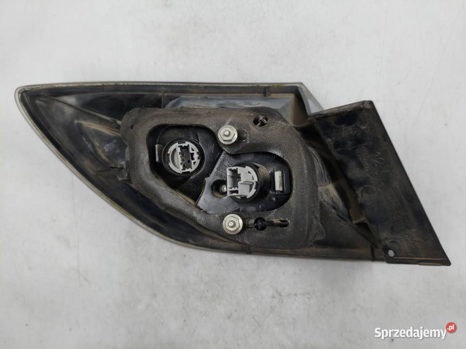 Lampa Prawy Tył Tylna Prawa Mazda 3 BK Lift HB Wyszków
