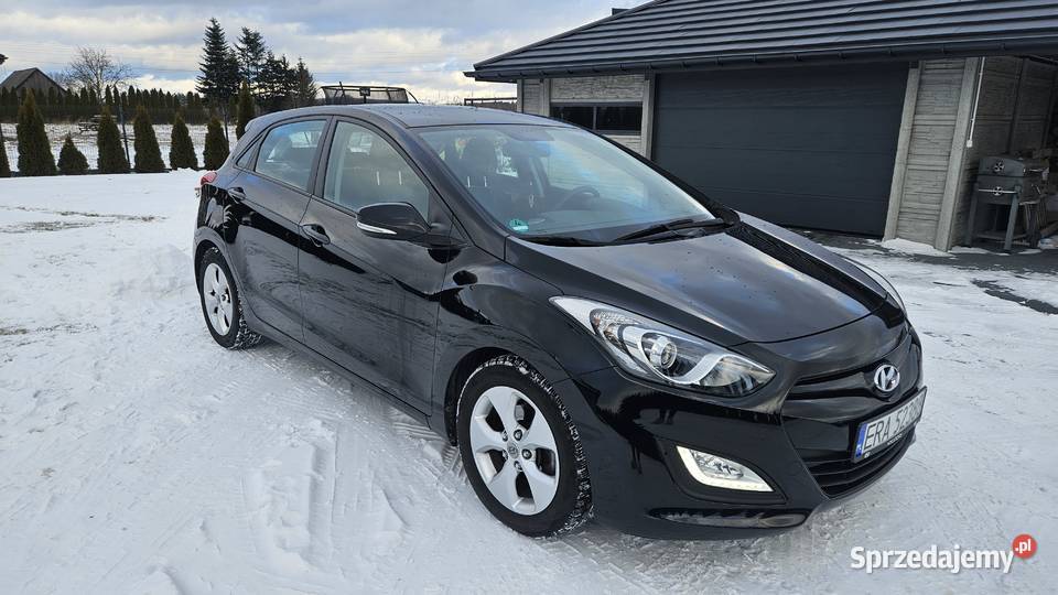 Hyundai i30 super stan bezwypadkowymały przebieg Radomsko