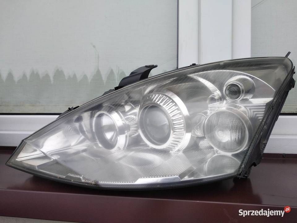 Ford Focus MK1 lampy przednie reflektory przód Sieradz