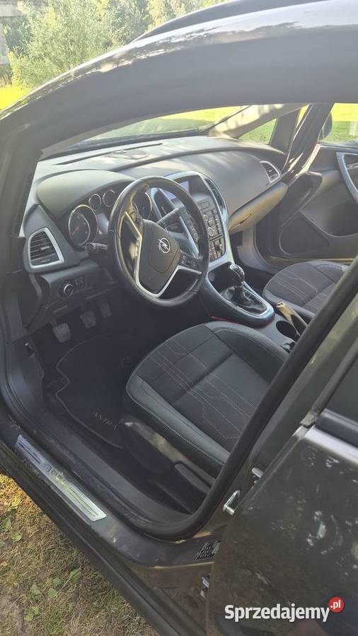 Opel Astra J Super Stan Edycja na 150 lat Opla Gdów sprzedam