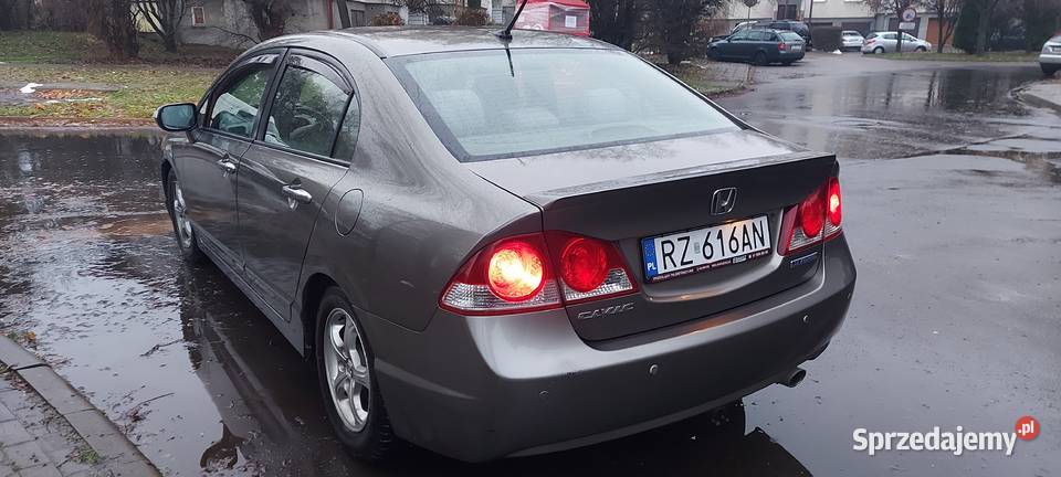 Honda Civic Hybryda sprawna do jazdy zadbana welurowa tapicerka Lublin