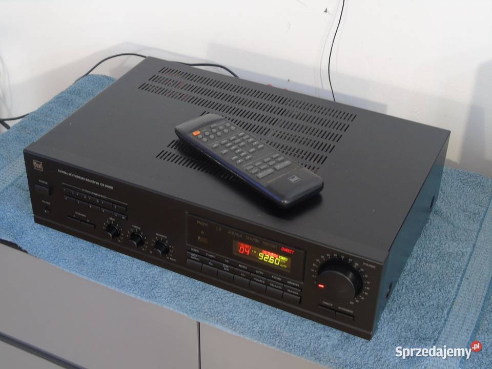 Wzmacniacz z radiem Dual CR900 pilot mocny i Jasło