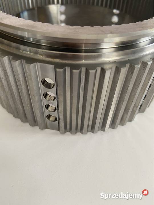 Piasta 81863385 Holland TS T6 Ford ORG Nowa New Holland