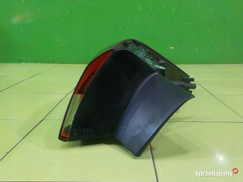 OPEL INSIGNIA B 16 CDTI 18r lampa lewa tyl mazowieckie Suków