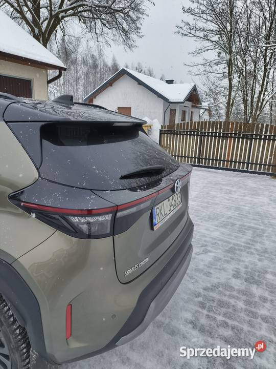 Sprzedam samochód Toyota Yaris Cross hybryda Niwiska