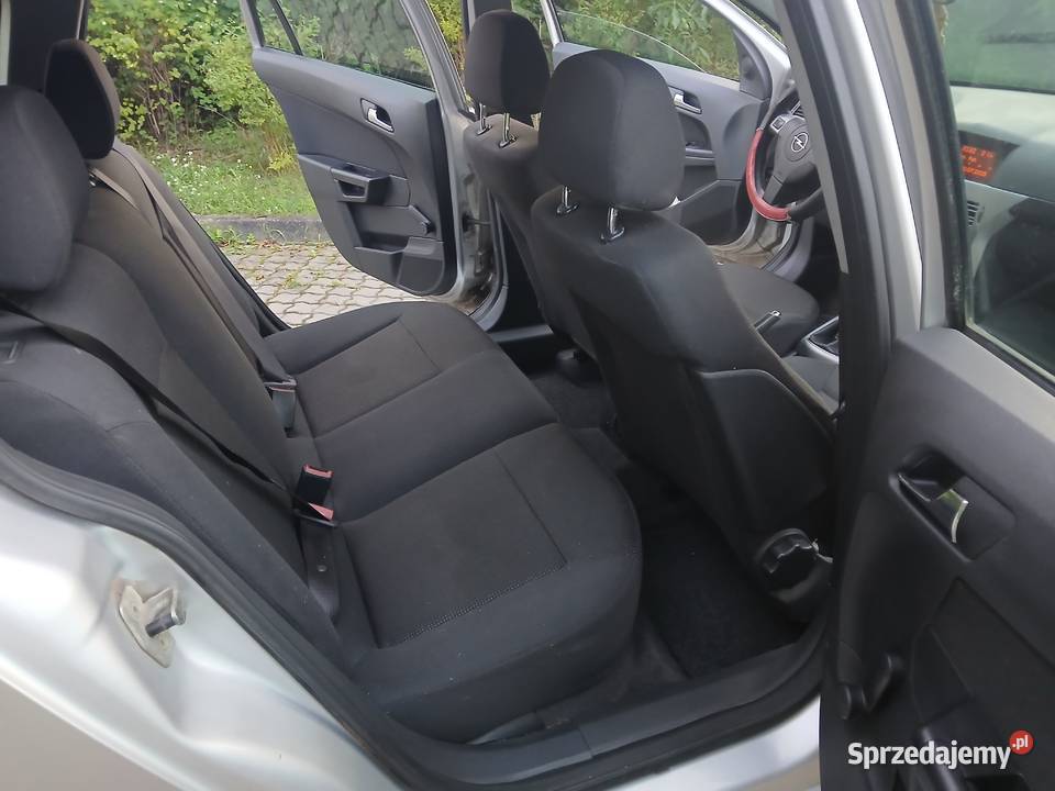 Opel astra combi 2009 14gaz klima dziala relingi dachowe Bydgoszcz
