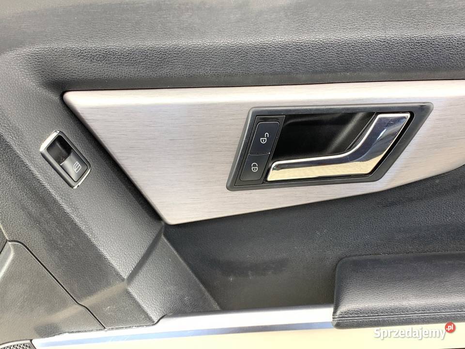 BOCZEK DRZWI PRAWY PRZÓD MERCEDES X204 SUV 0815