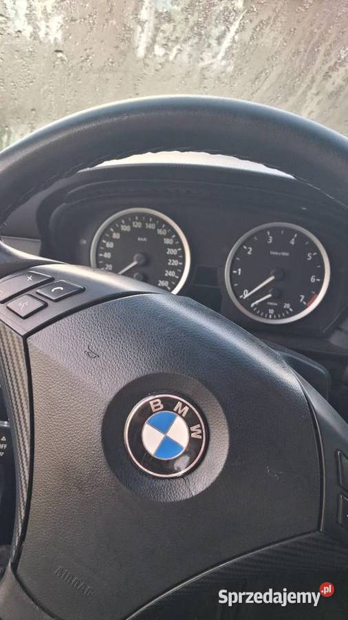 BMW E60 520i 170 M54 2003r warmińsko-mazurskie sprzedam