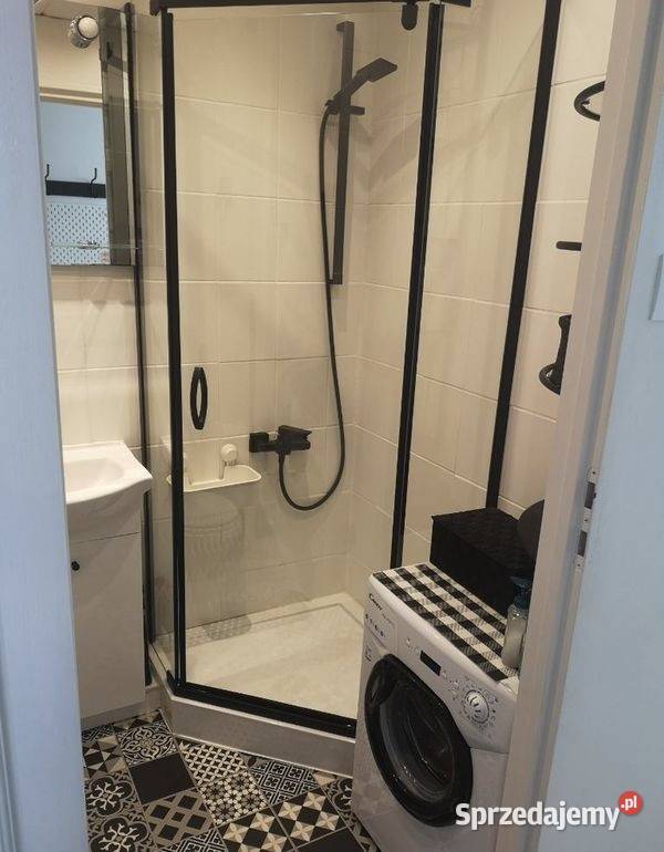 1pok 31met Sky Tower REMONCIEWINDA Wrocław wielka płyta