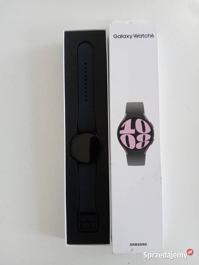 Smartwatch Samsung Watch Pro 6 widoczny na Warszawa