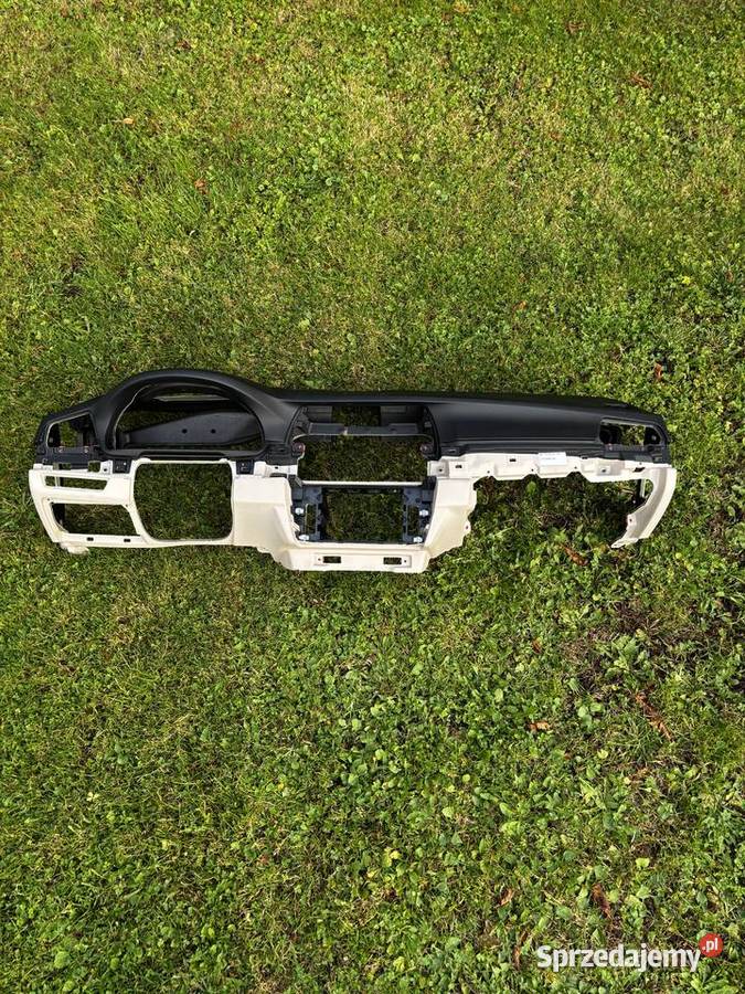 Deska rozdzielcza Kokpit Konsola BMW F10 F11 Zielona Góra