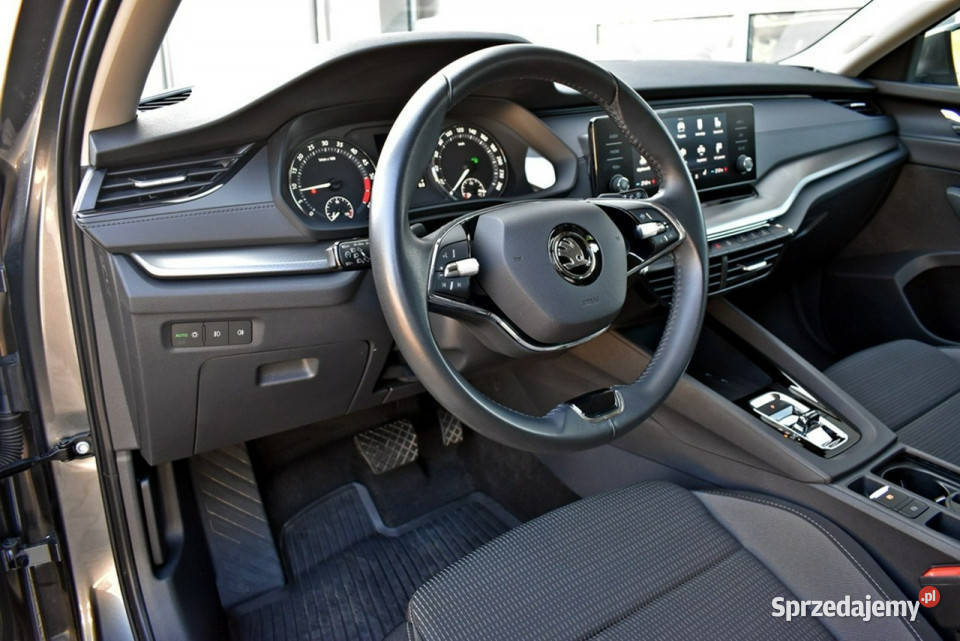 koda Octavia Bezwypadkowy Salon Polska Serwis gniazdo USB Octavia Łódź