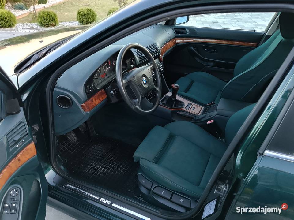 BMW E39 sedan benzyna 6cylindrow benzyna Bieliny sprzedam