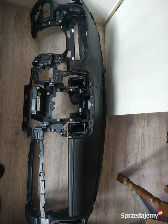 Deska rozdzielcza z napinaczami poduszka Gostyń