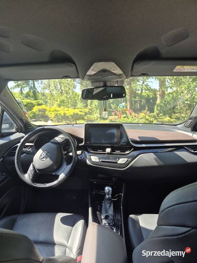 Sprzedam toyote chr 18 hybryda