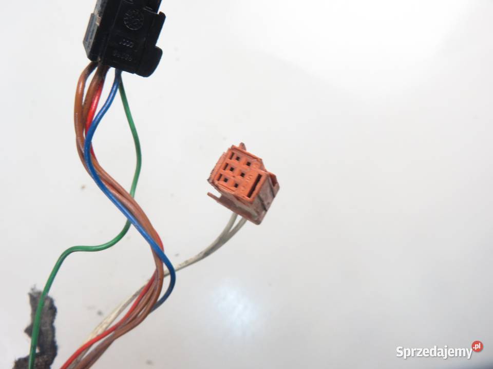 LUSTERKO LEWE PEUGEOT 207 KMU