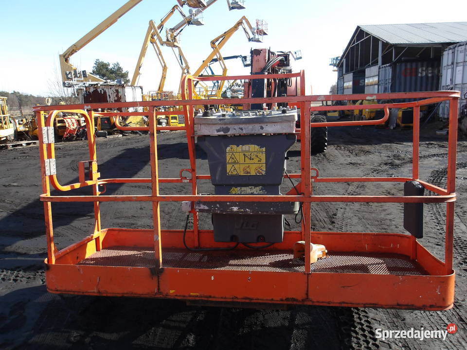 Podnośnik koszowy teleskopowy 28m 4x4 JLG 860SJ Pleszew
